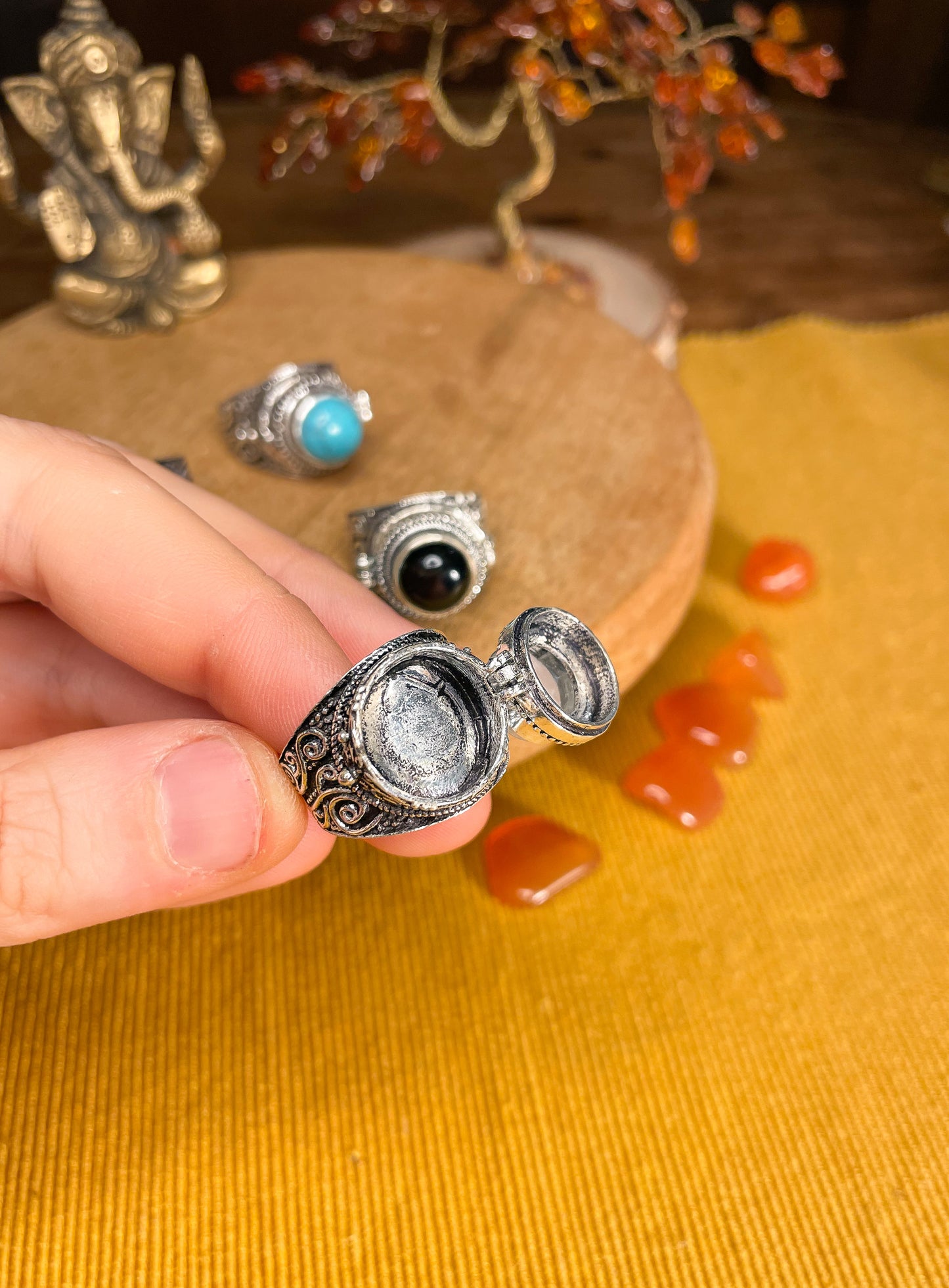 Bague à poison ronde - Argentée