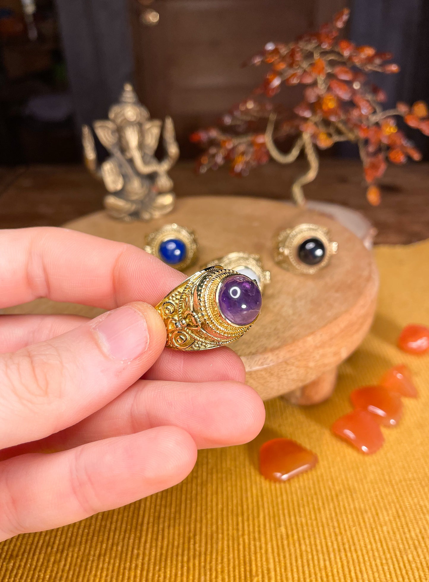 Bague à poison ronde - Dorée