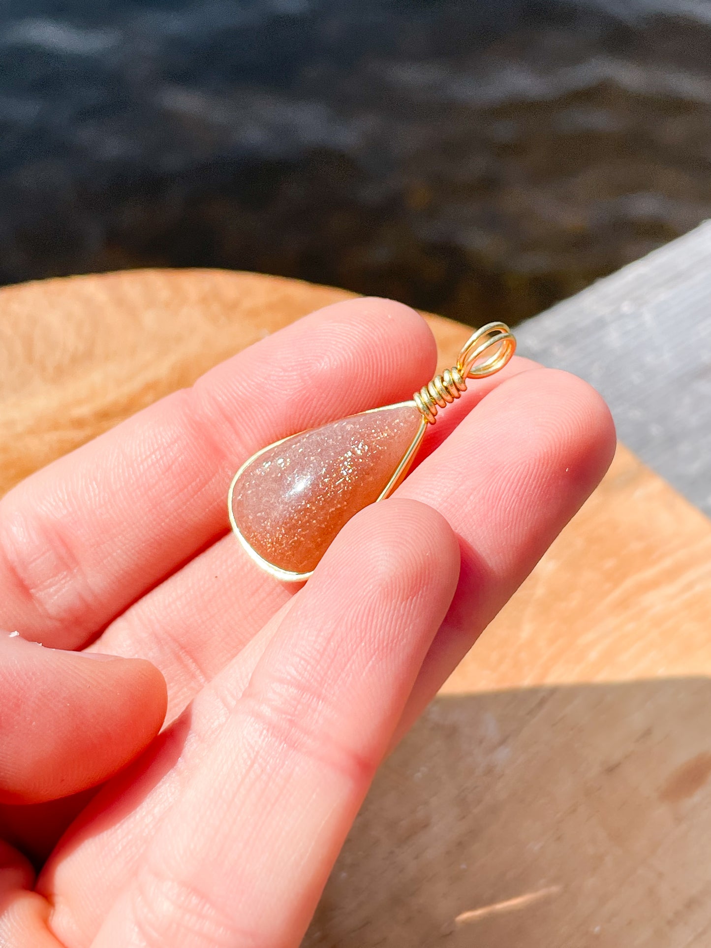 Pendentif - Pierre de lune pêche extra