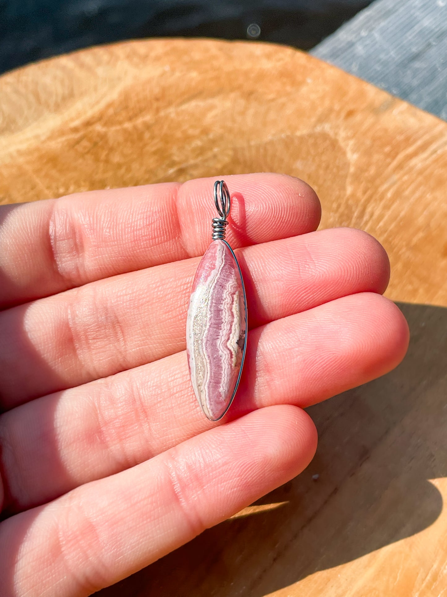Pendentif - Rhodonite taille marquise