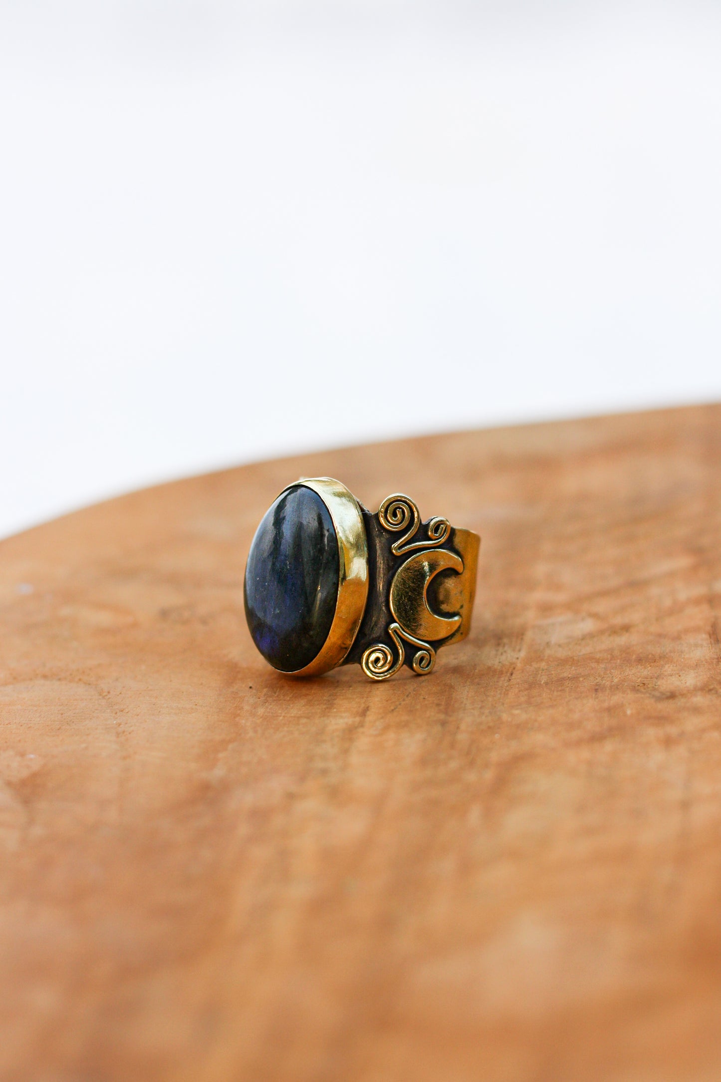 Treasures of the High Priestess - Labradorite Ring