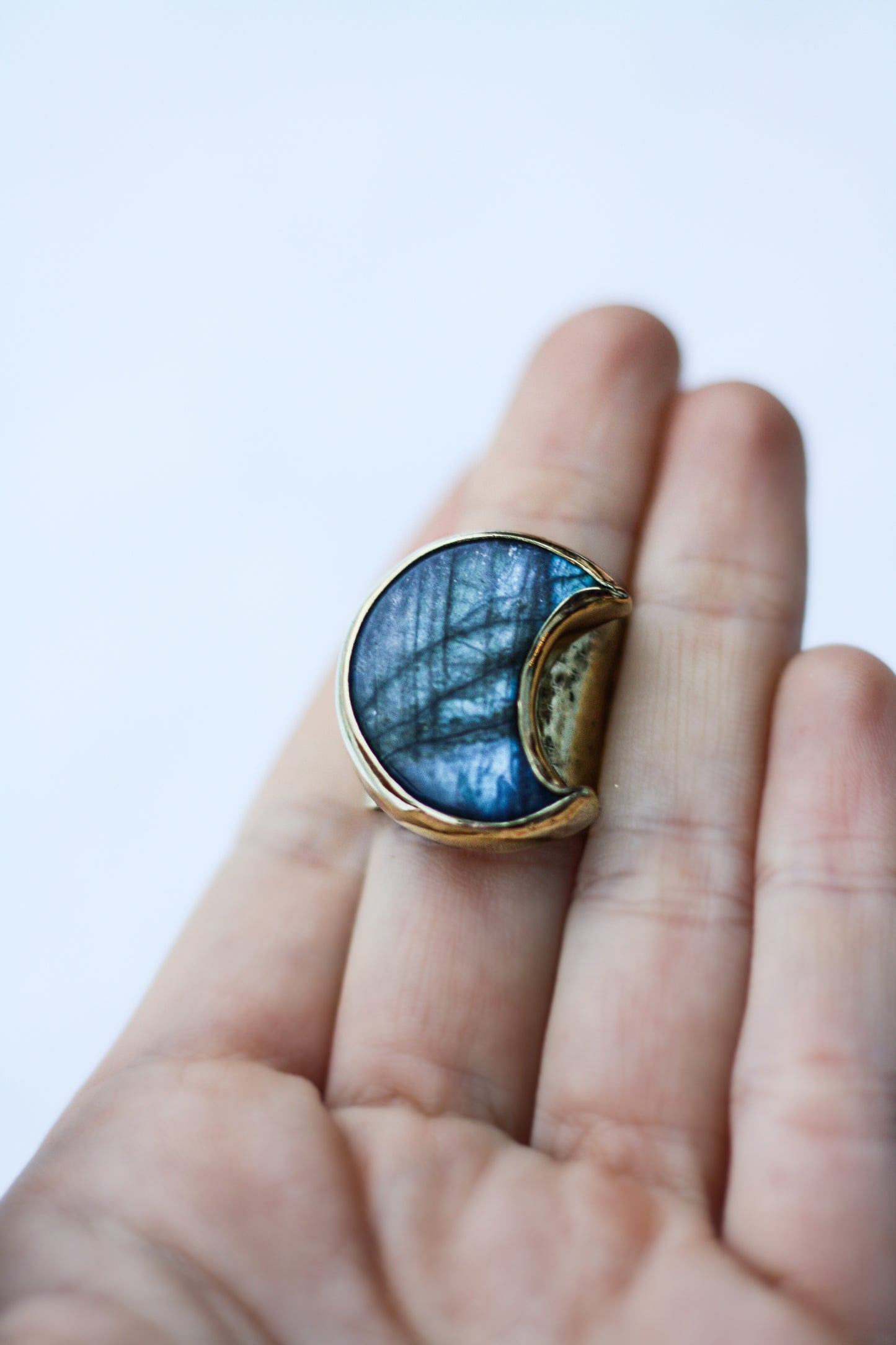 Trésors lunaires - bague labradorite
