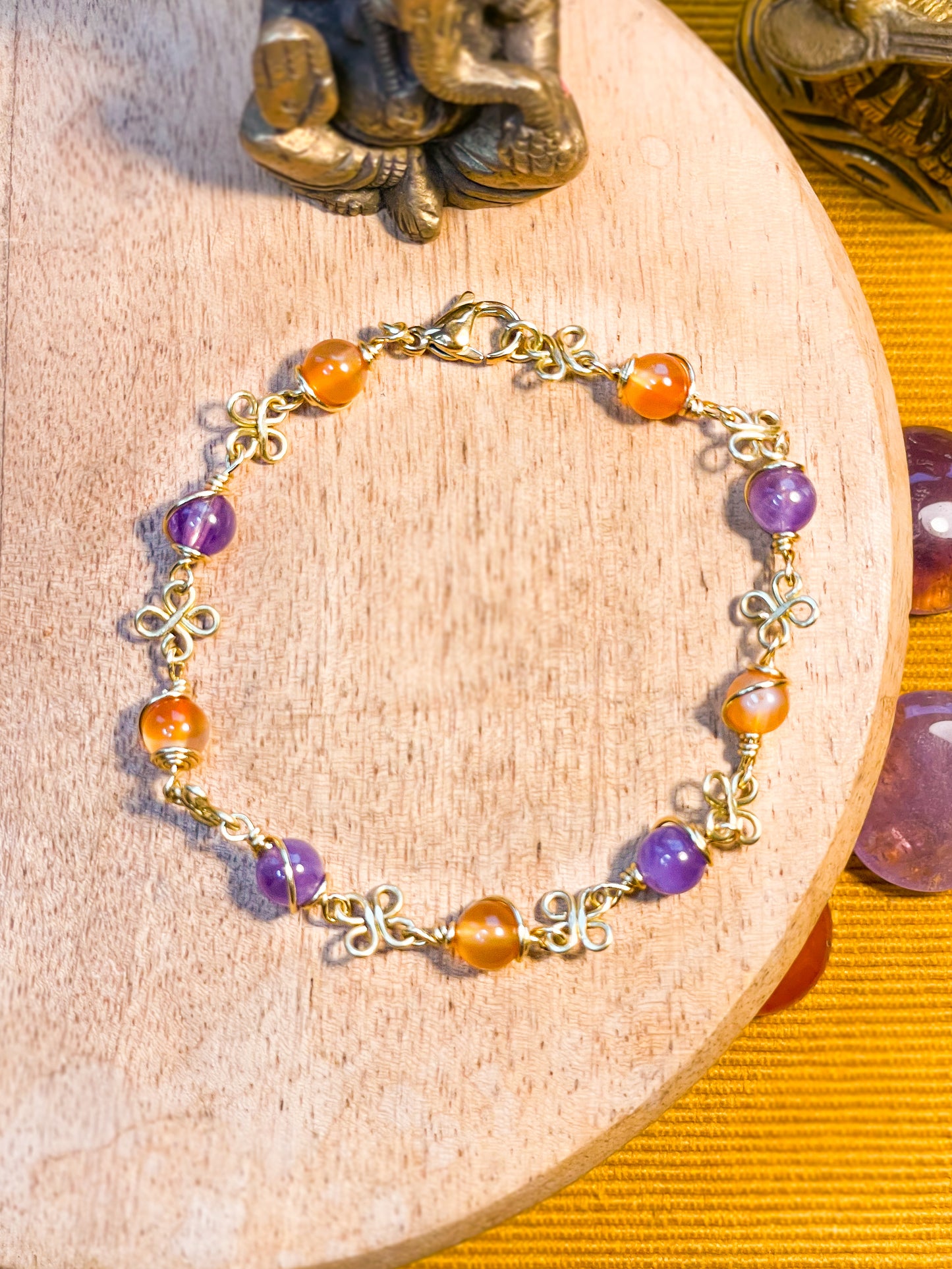 Bracelet porte-bonheur - pierres taille moyennes 0,6mm