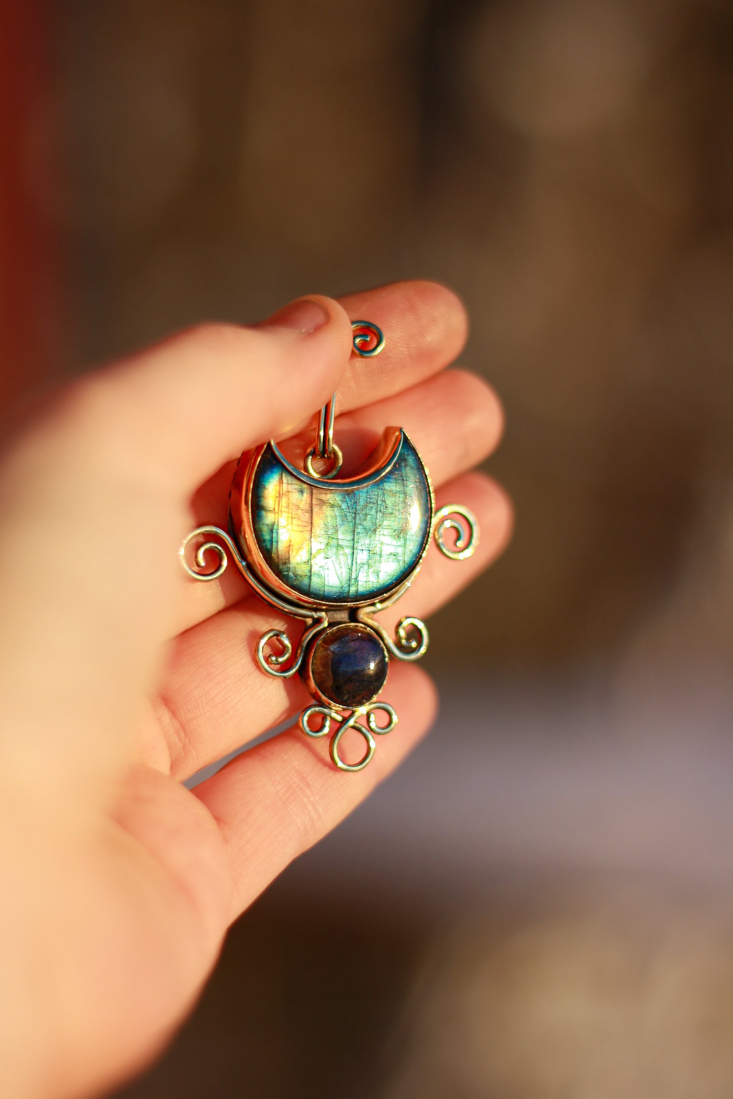 Treasures of the High Priestess - Labradorite Pendant