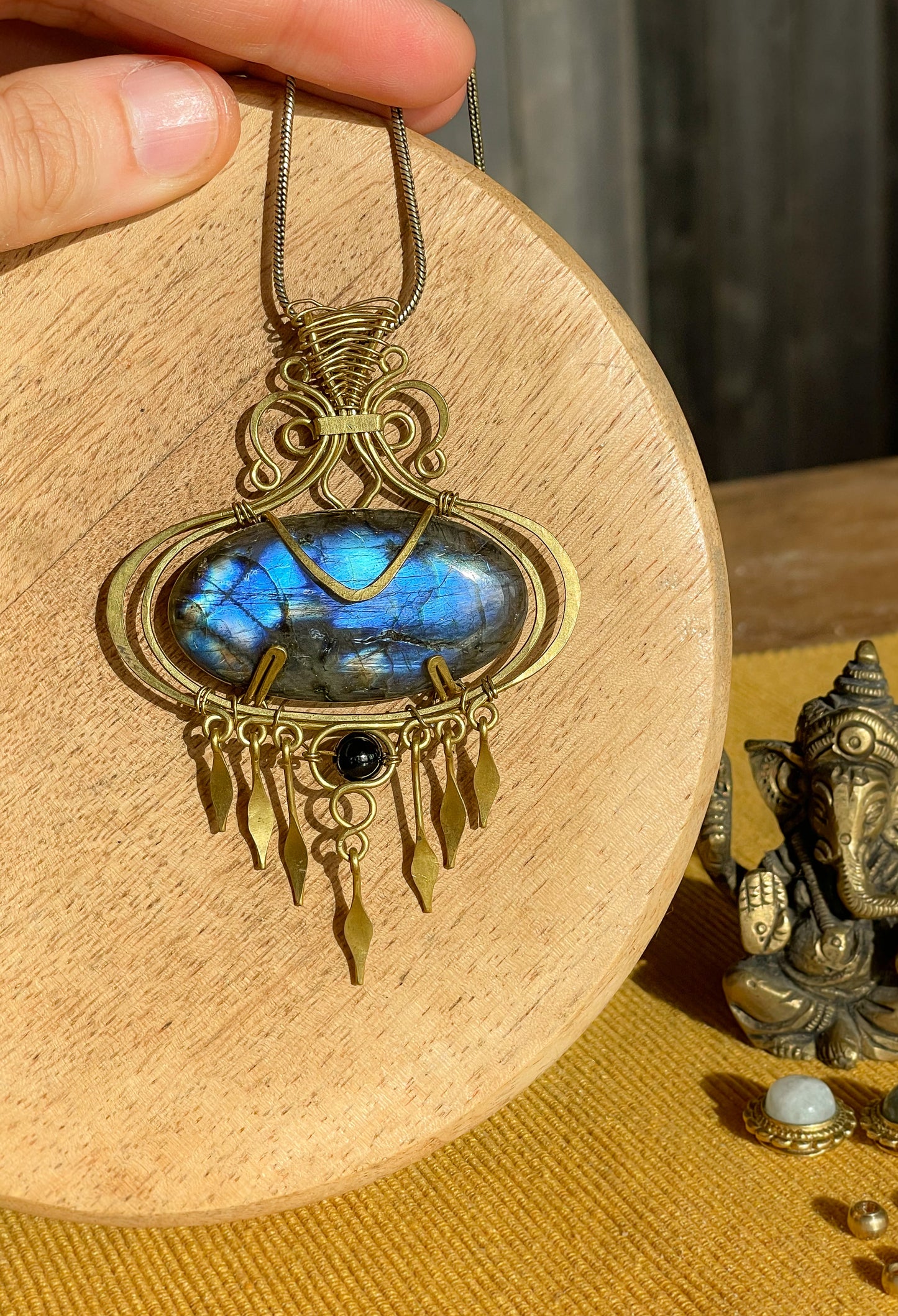 Trésors Art Nouveau - Cheveux d'or Labradorite